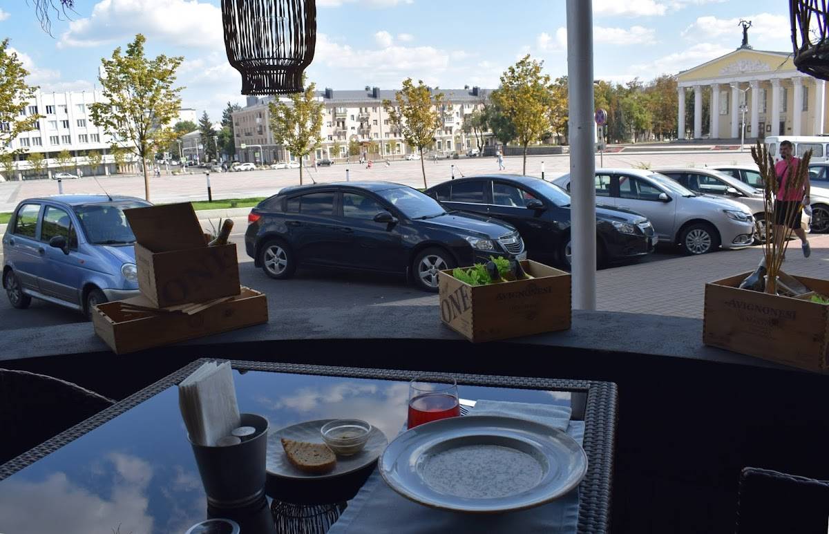 Веранда и вино меню